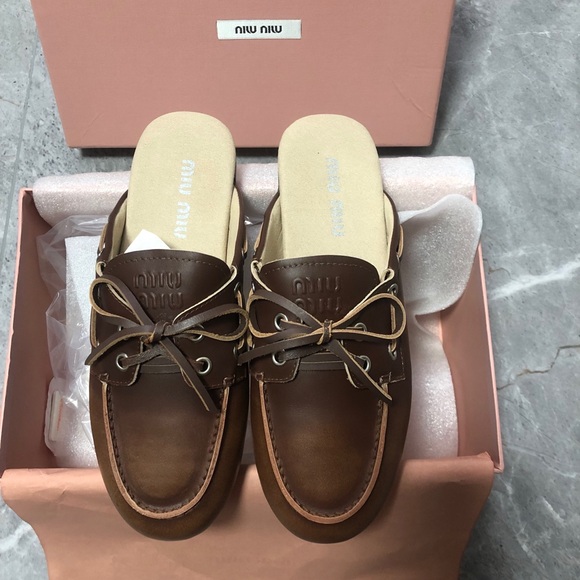 Miu Miu Shoes - Miu Miu Refined Bow Loafer Mules